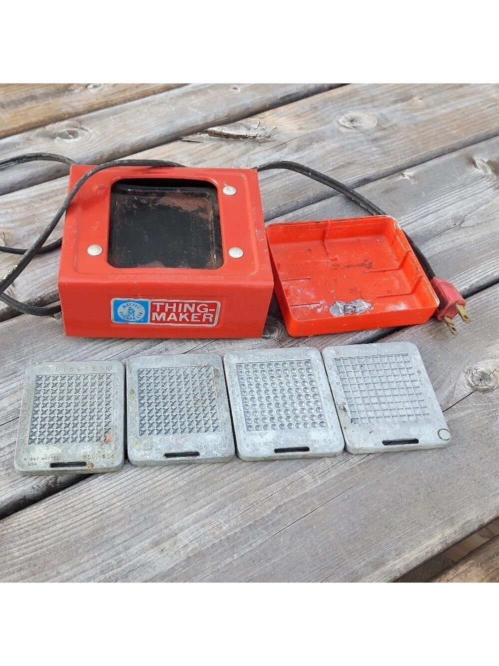 Vintage Mattel Thing Maker 1964 with 4 molds